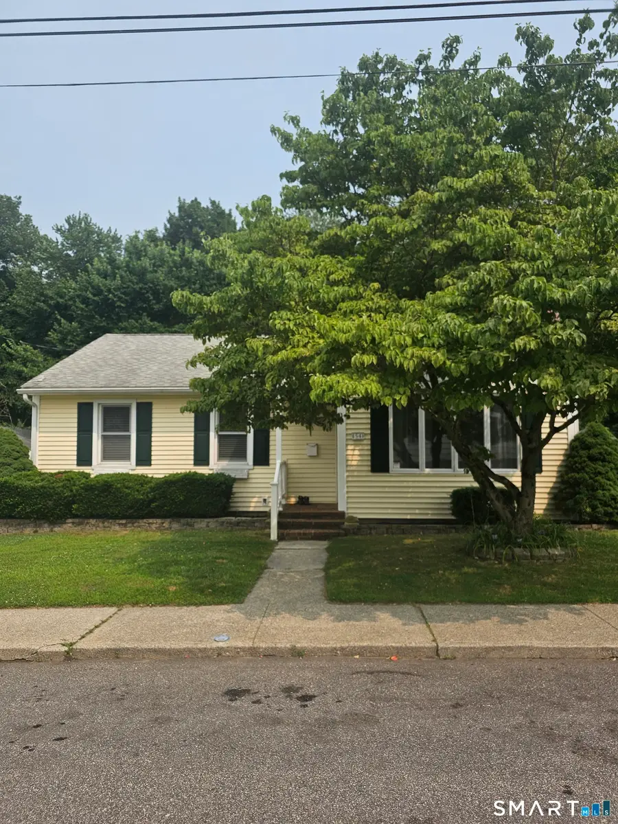 54 Woodrow Avenue, Norwich, CT 06360 - #2