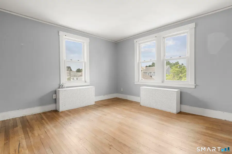 11 Columbus Avenue, Greenwich, CT 06830 - #2