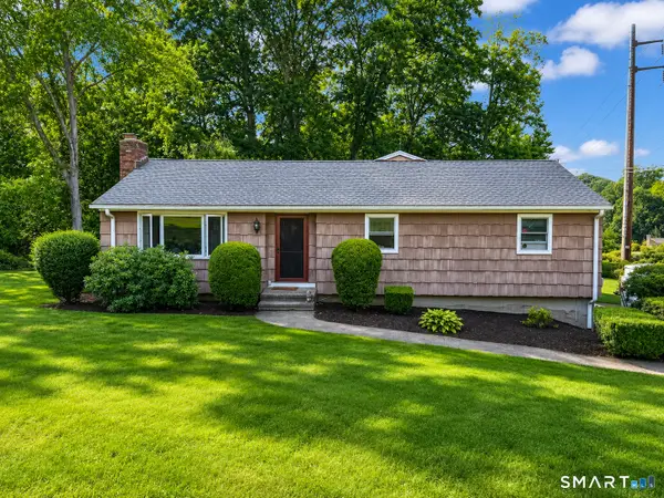 46 Longfellow Road, Shelton, CT 06484