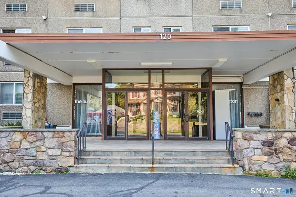 120 Huntington Turnpike #905, Bridgeport, CT 06610