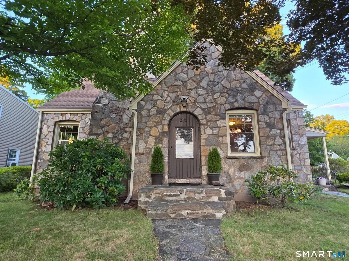 235 Summit Street, Manchester, CT 06042 - #1