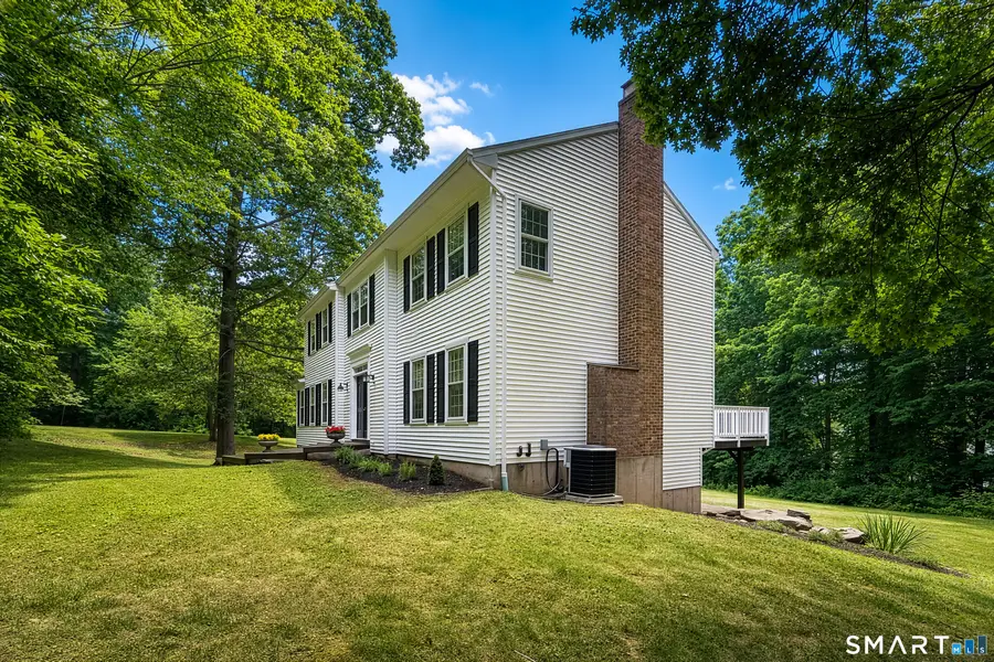 2 Sutherland Drive, Newtown, CT 06482 - #3
