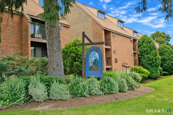 38 North Main Street #21, West Hartford, CT 06107