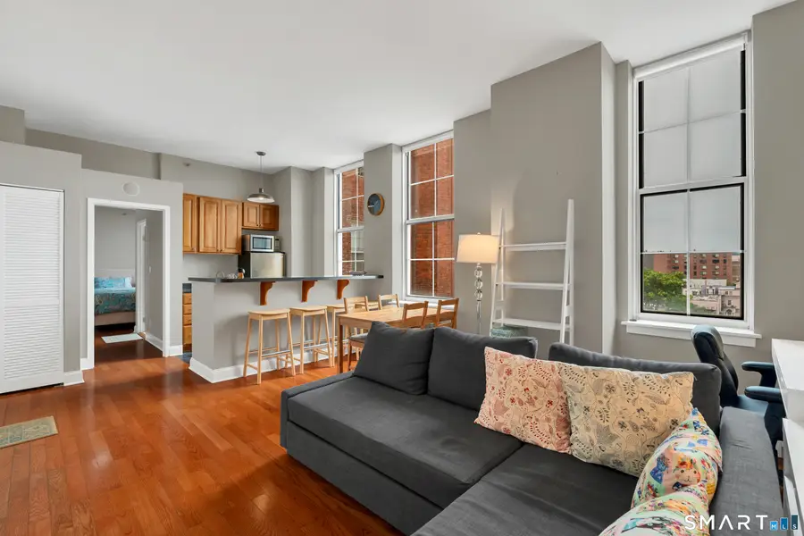 124 Court Street #401, New Haven, CT 06511 - #2