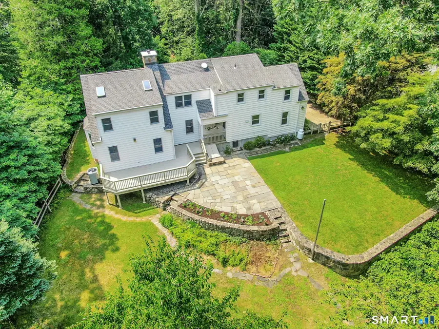 12 Laurel Lane, Darien, CT 06820 - #3