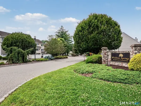166 Willow Springs #166, New Milford, CT 06776