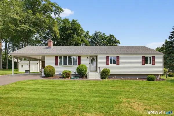 31 Beechwood Road, Plainville, CT 06062
