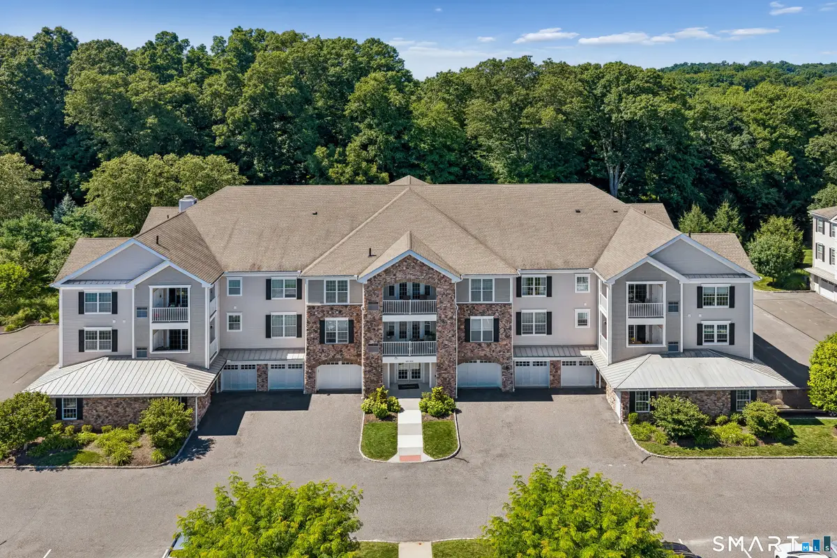 1227 Brookside Court #1227, Newtown, CT 06470 - #1