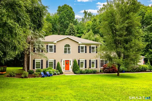 62 Black Walnut Lane, Burlington, CT 06013