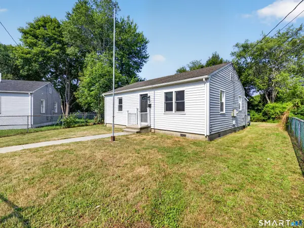 27 Flint Court, Groton, CT 06340