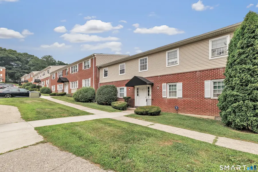 50 Greenhouse Road #2C, Bridgeport, CT 06606 - #2