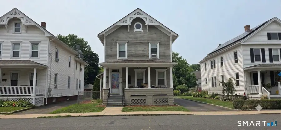 8 Chestnut Street, Windsor Locks, CT 06096 - #2