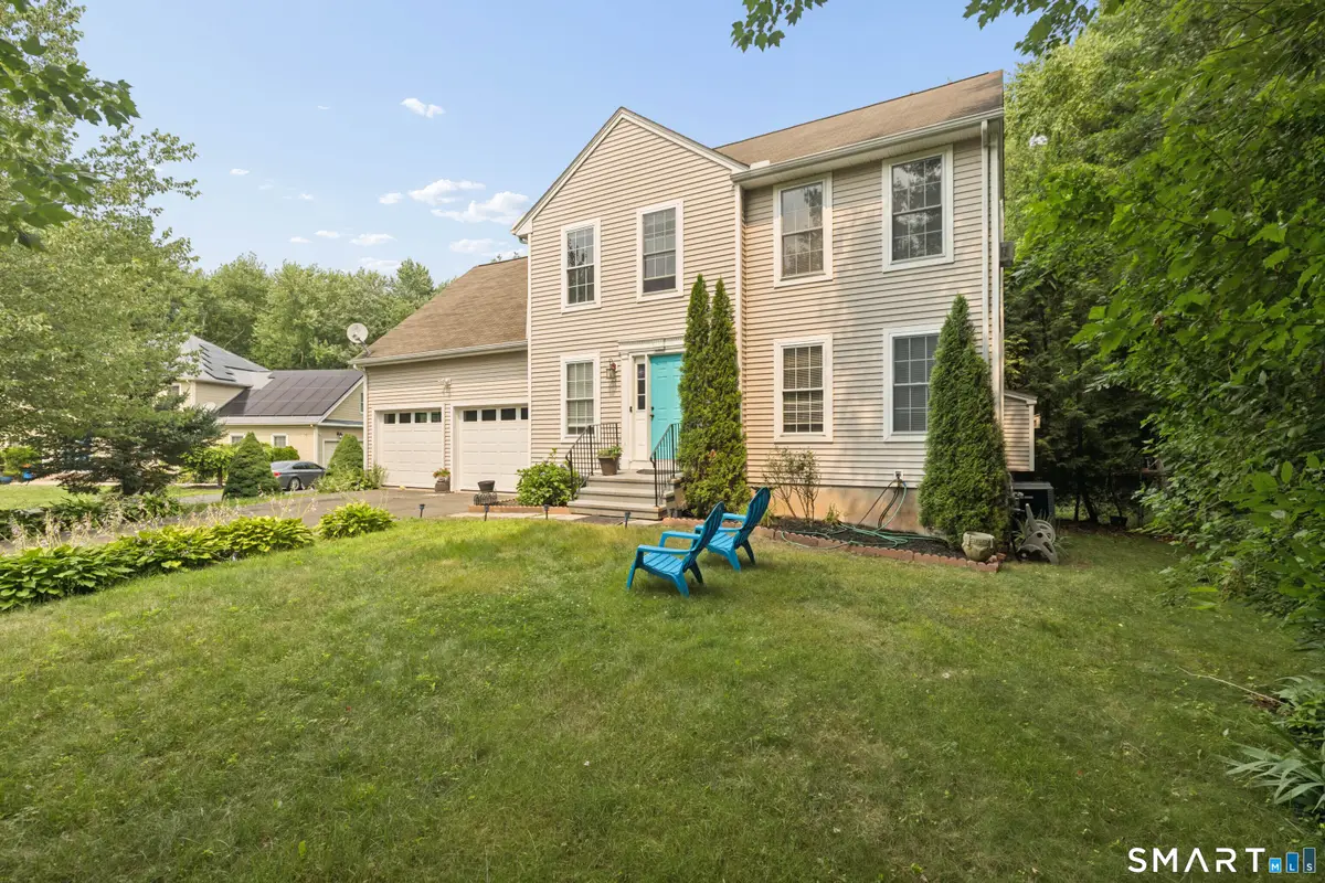 32 Fairfield Lane, Bloomfield, CT 06002 - #1