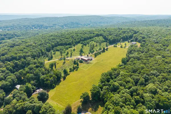 65 Maple Avenue West, Haddam, CT 06441