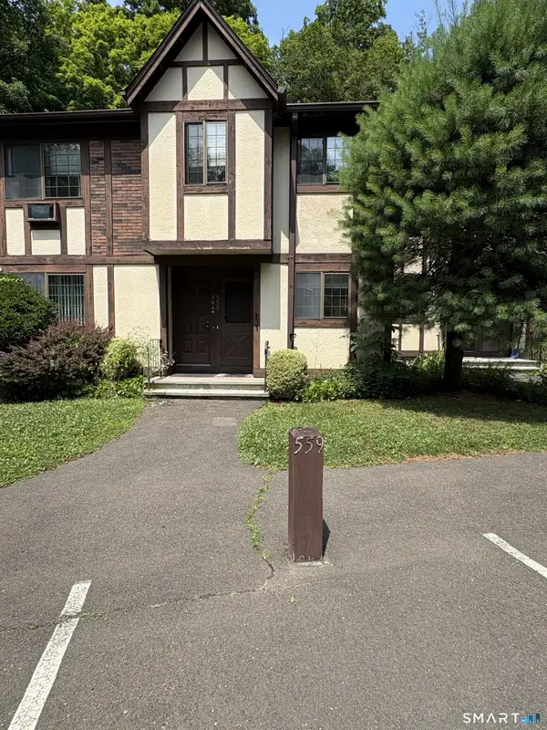 559 Swanson Crescent #559, Milford, CT 06461