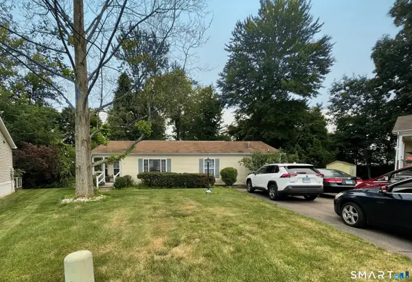 13 Laurel Circle, East Windsor, CT 06088