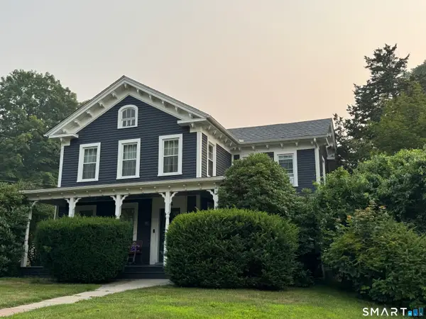 124 Main Street, East Hampton, CT 06424