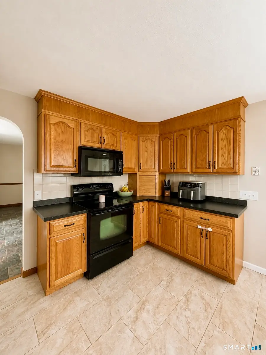 172 Carpenter Avenue, Meriden, CT 06450 - #3