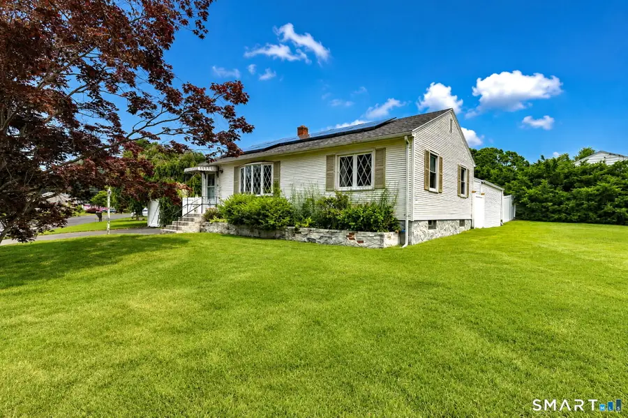 61 Northrop Road, West Haven, CT 06516 - #3