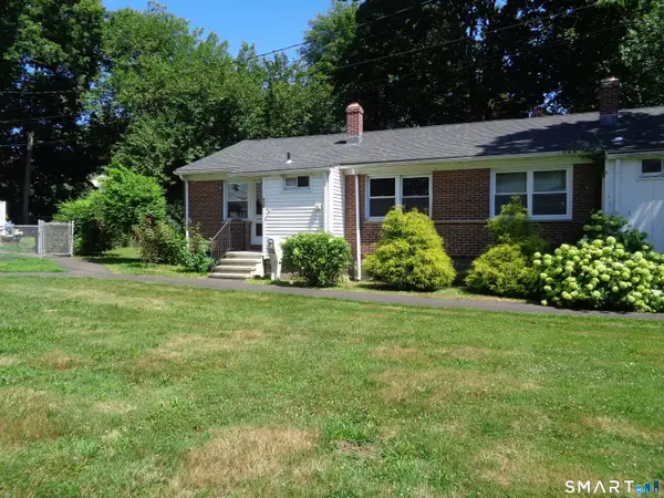 318 Stonybrook Road, Stratford, CT 06614