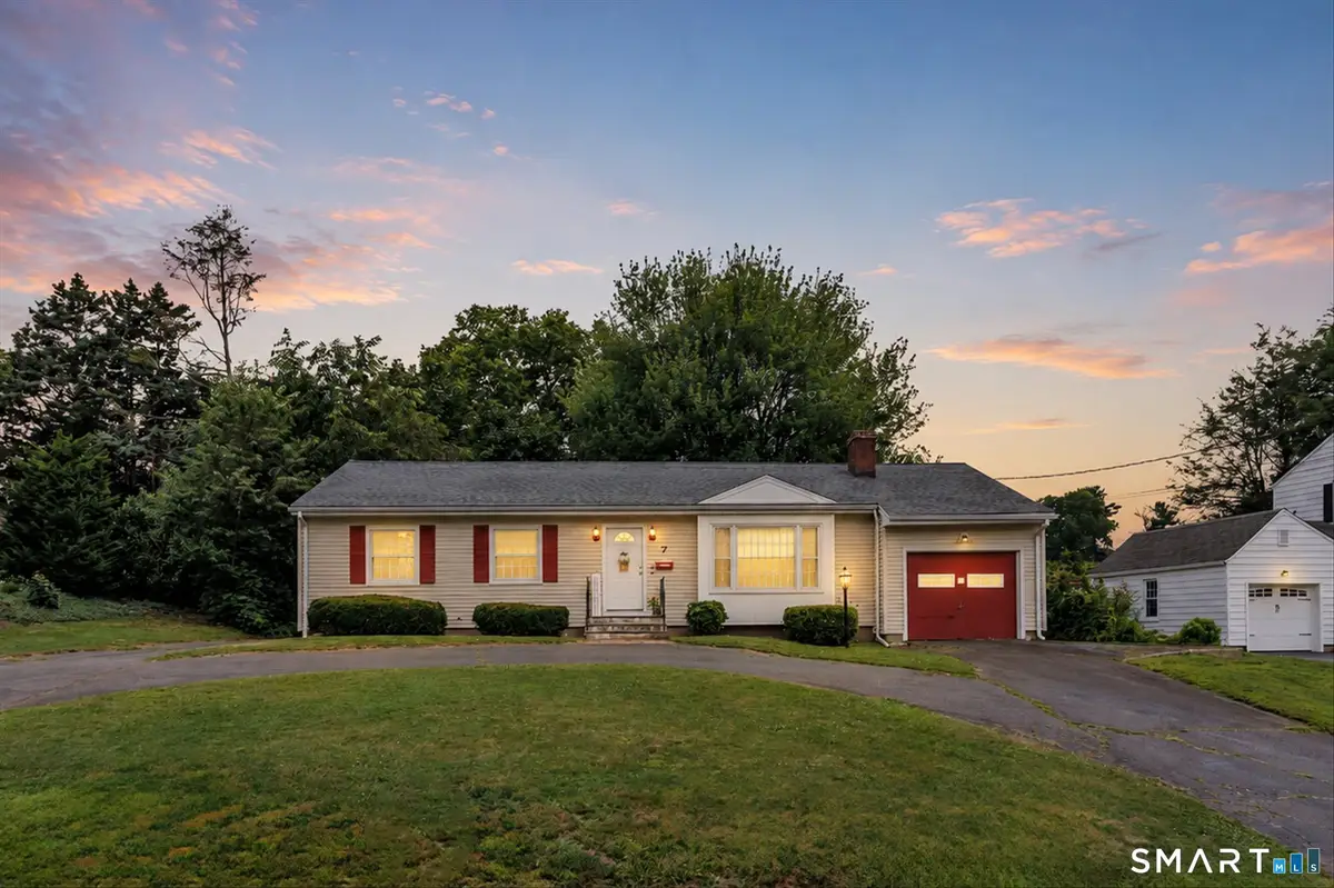 7 Thorburn Avenue, Trumbull, CT 06611 - #1