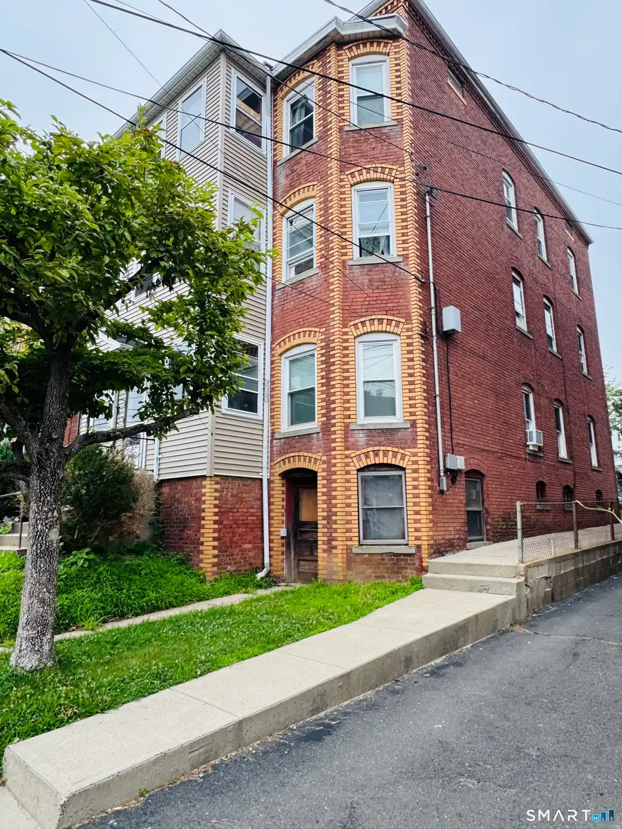 31 Lyman Street, New Britain, CT 06053 - #3