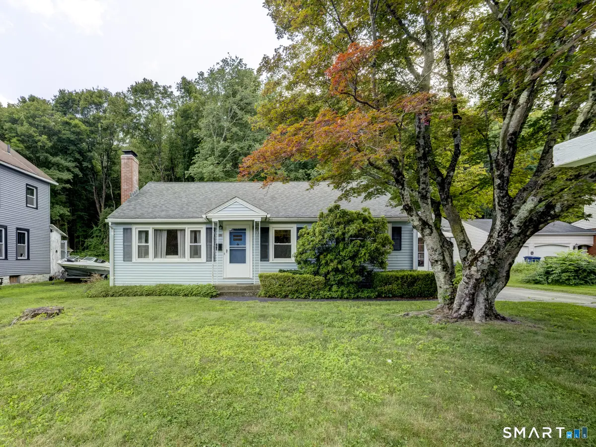 512 Pleasant Street, Willimantic, CT 06226 - #1