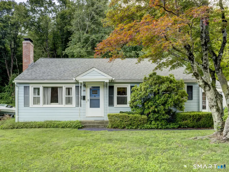 512 Pleasant Street, Willimantic, CT 06226 - #2
