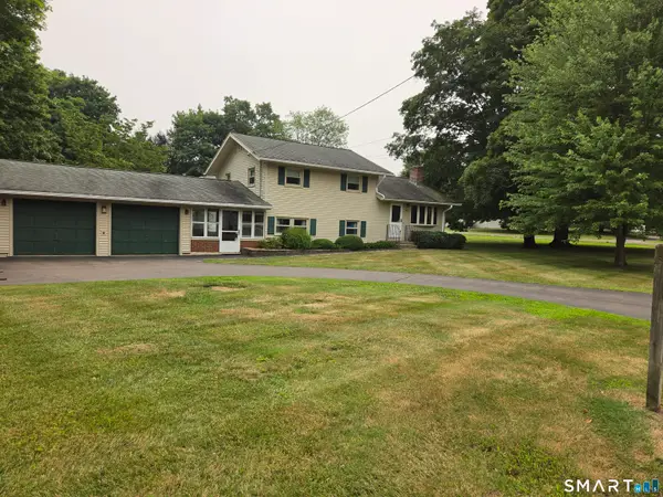 15 Russo Drive, Hamden, CT 06518
