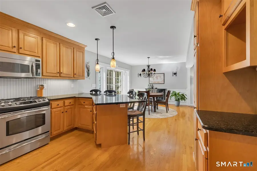 21 Church Terrace, Newington, CT 06111 - #3