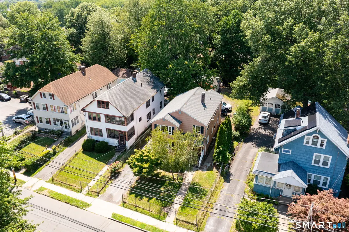 257 Hillside Avenue, Hartford, CT 06106 - #1