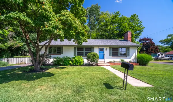 1 Gamma Avenue, Old Lyme, CT 06371