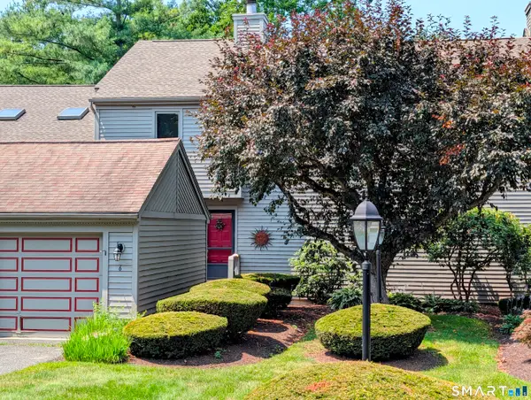 6 Ledgewood Drive #6, Brookfield, CT 06804