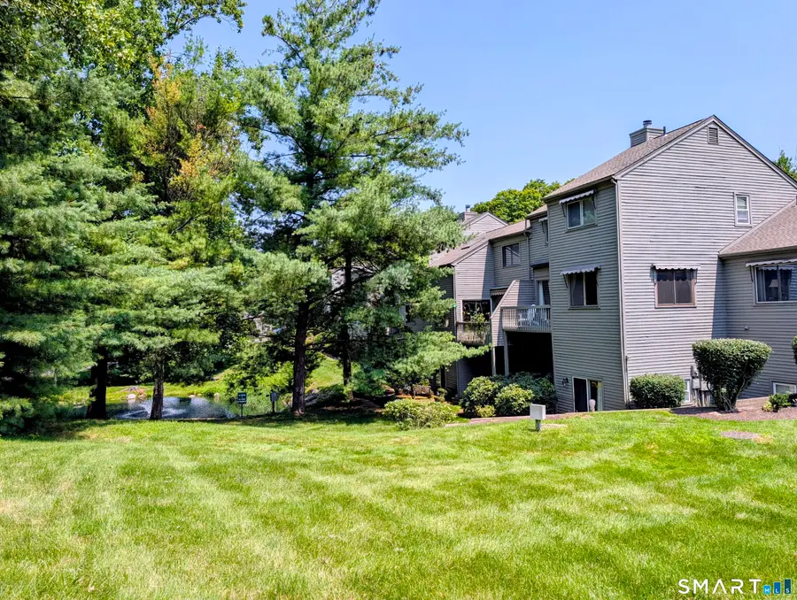 6 Ledgewood Drive #6, Brookfield, CT 06804 - #3