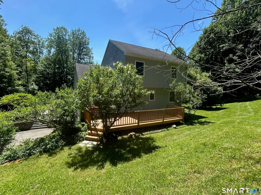 8 Brookview Lane, New Milford, CT 06776 - #3