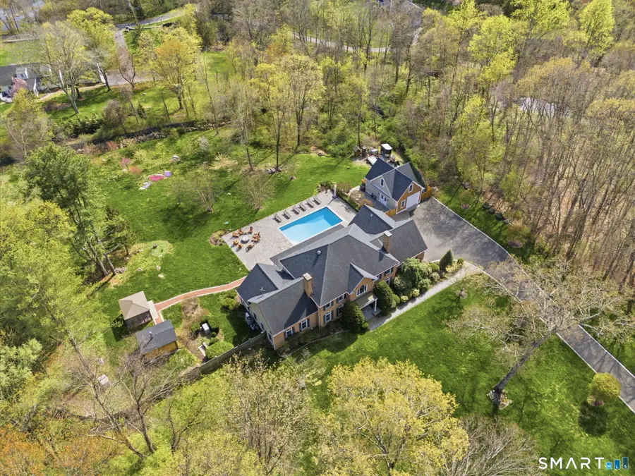 16 Robin Hood Lane, Easton, CT 06612 - #3