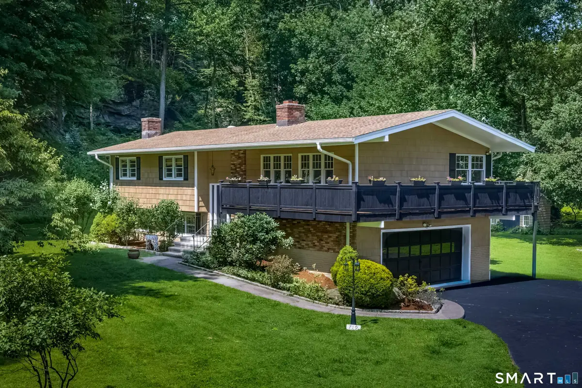 719 Mountain Laurel Road, Fairfield, CT 06824 - #1