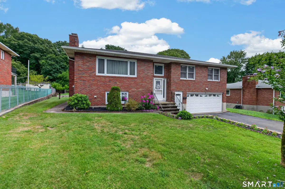 124 Judith Lane, Waterbury, CT 06704 - #1