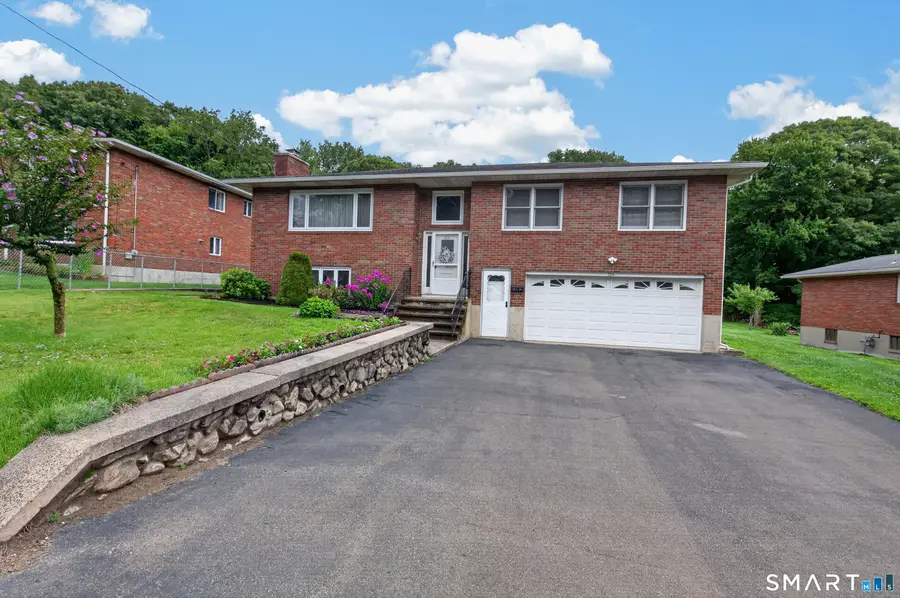 124 Judith Lane, Waterbury, CT 06704 - #3