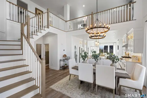 6 Elmwood Court #Homesite 18, Brookfield, CT 06804