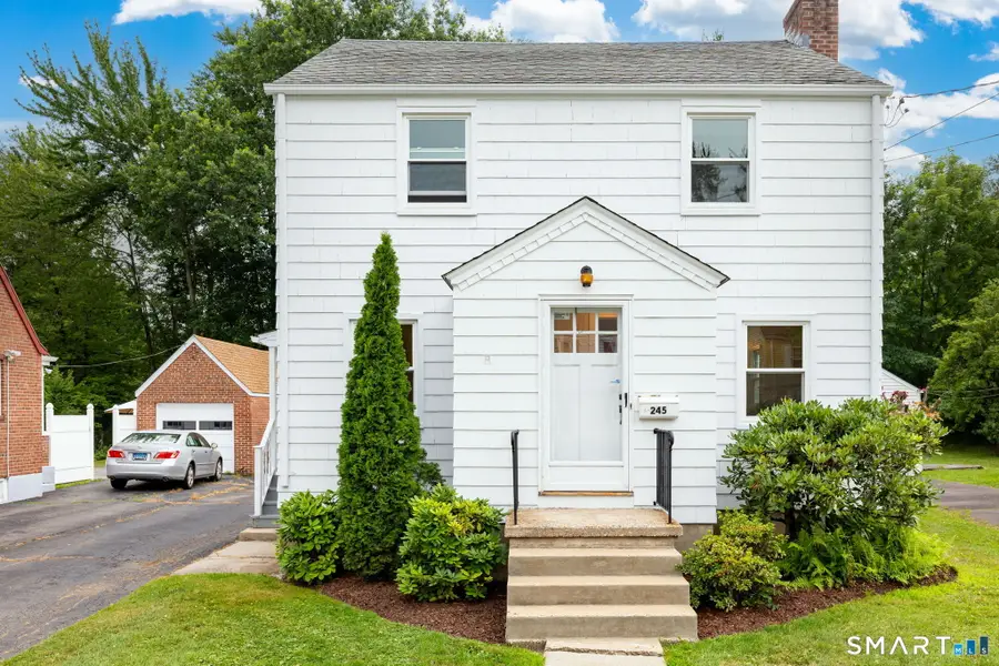 245 Freeman Street, Hartford, CT 06106 - #2