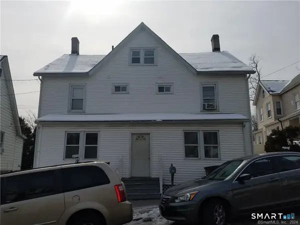 16 Greenwood Hill Street, Stamford, CT 06902