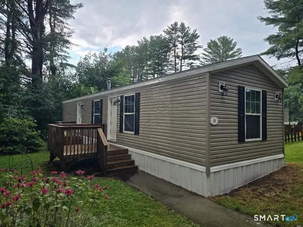 11 R And R Park, Killingly, CT 06241