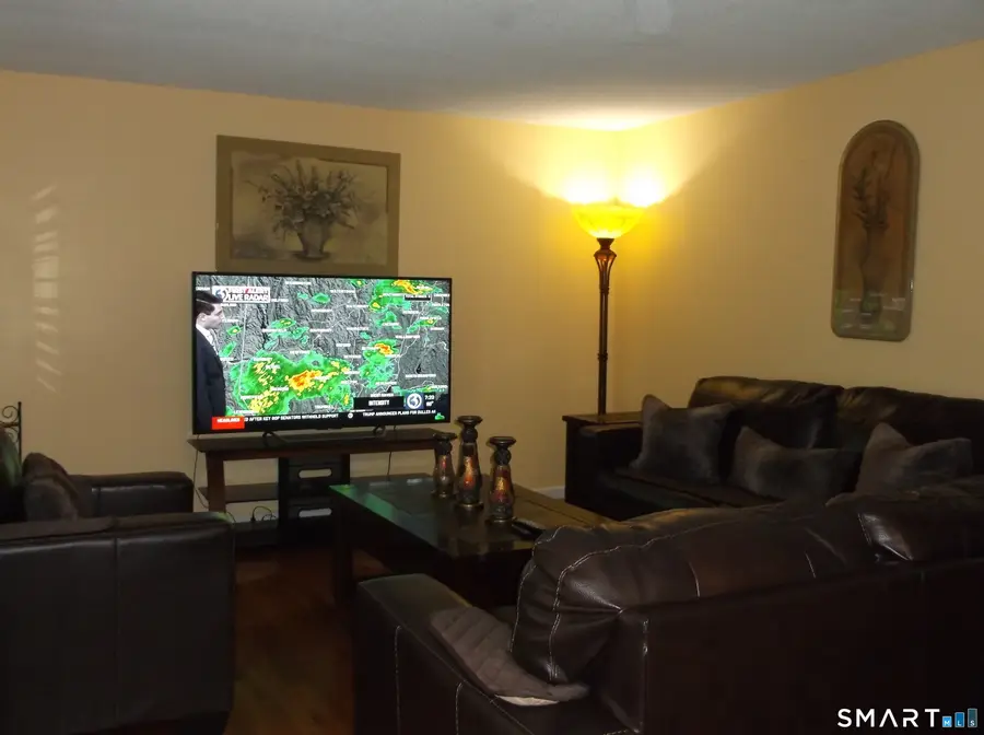 281 Gardner Avenue #J4, New London, CT 06320 - #3