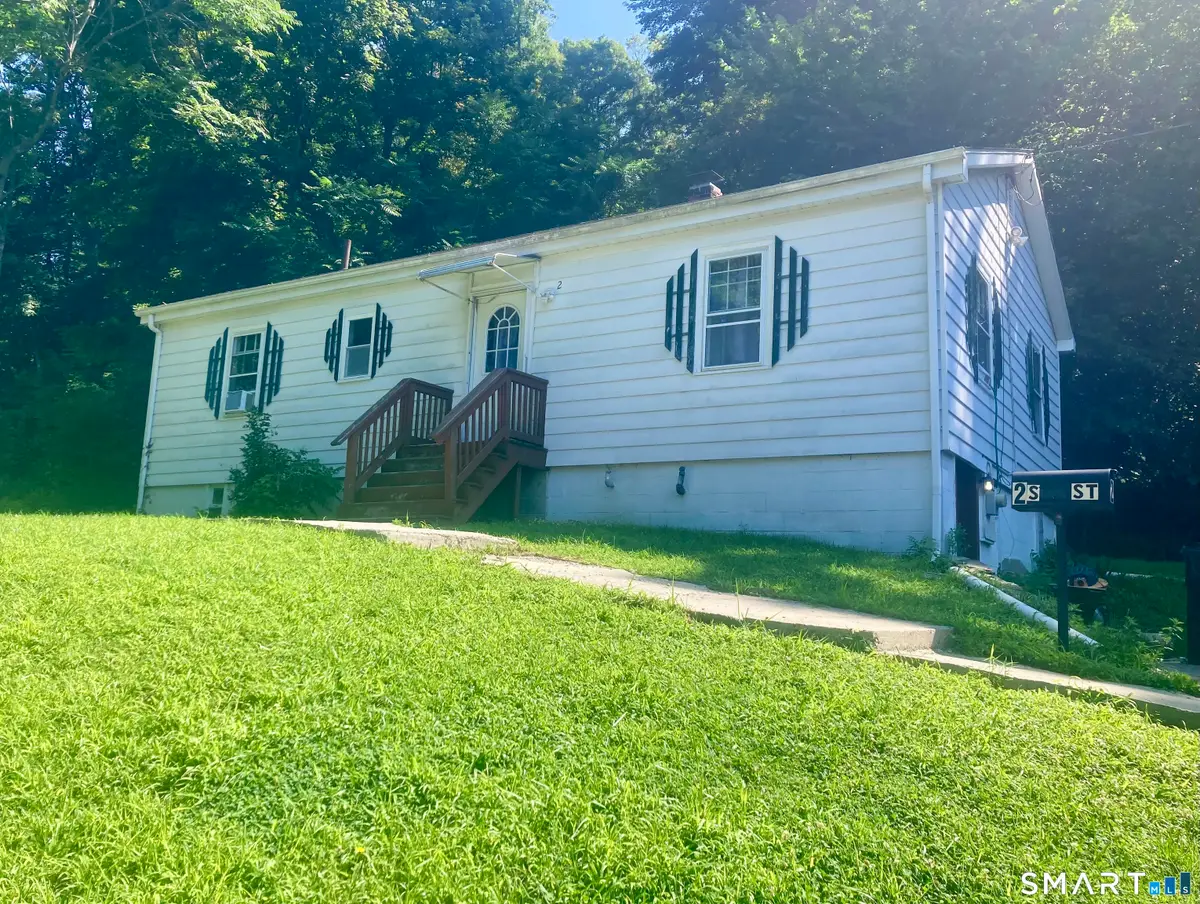 2 School Street, Norwich, CT 06360 - #1