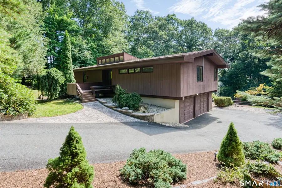 15 Brookridge Drive, Avon, CT 06001 - #2