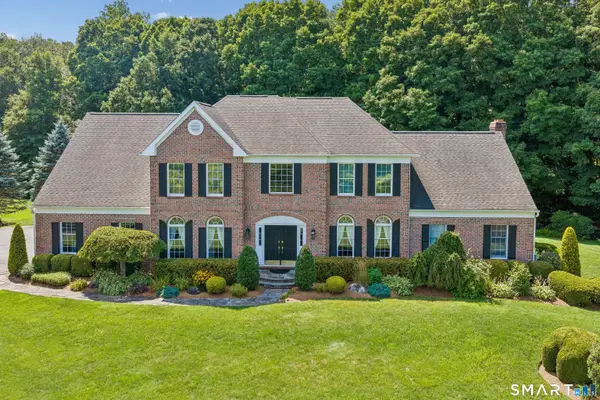 2 Pond View Drive, Newtown, CT 06470