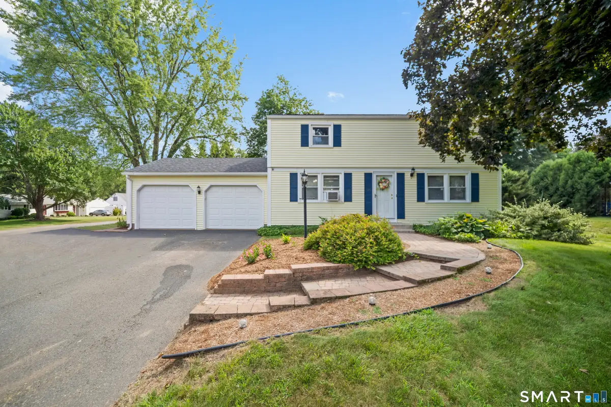 22 Cleveland Street, Enfield, CT 06082 - #1