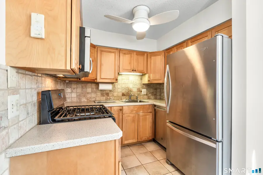 215 Beach Street #2G, West Haven, CT 06516 - #2