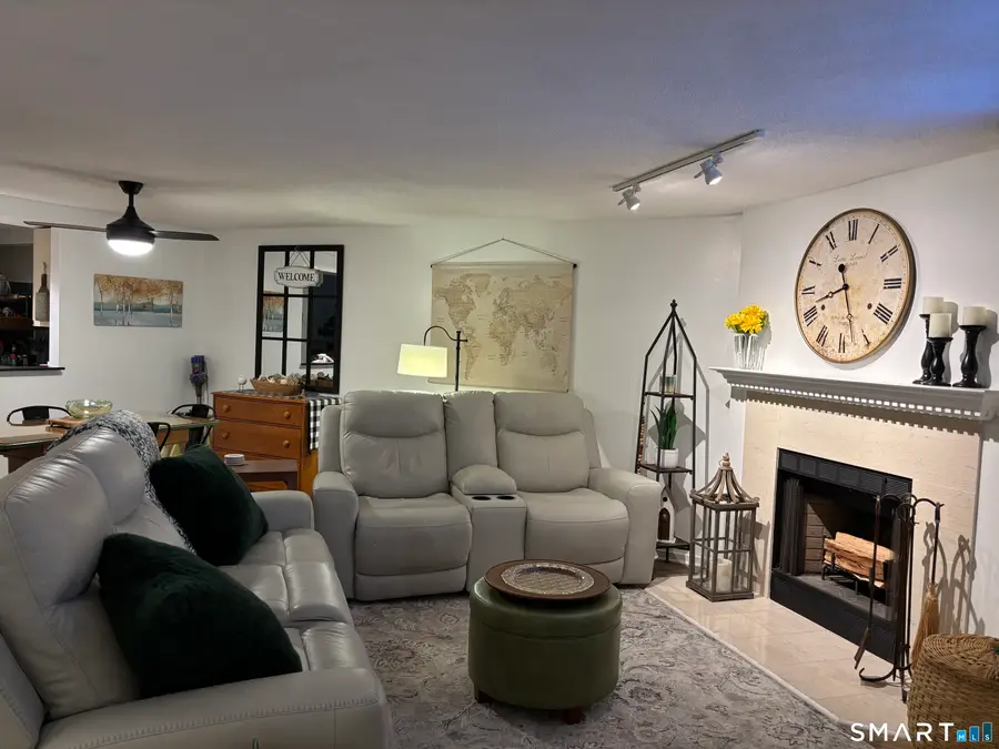 33 Woodbridge Lane #33, Cromwell, CT 06416 - #3